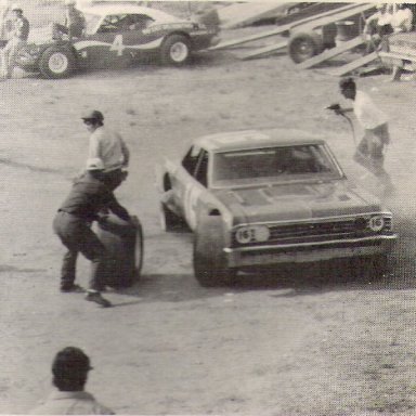 Farmer John pit crew '75