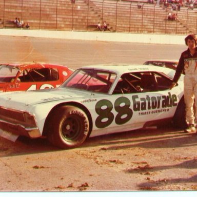 Darrell Waltrip Nova sportsman