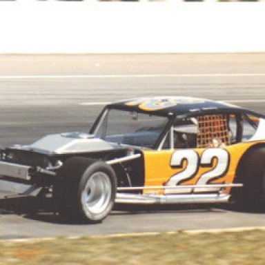 Billy Hensley _22 Modified 1979