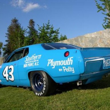 Petty '71 Plymouth