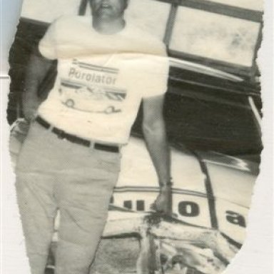 Emailing: Harlow 1975