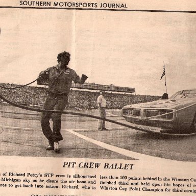 Dale Inman pitting Richard Petty 1976