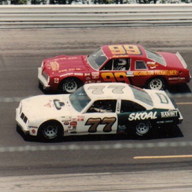 77-Harry Gant/99-Geoff Bodine