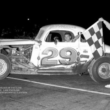 Gil Hearne, Wall Stadium