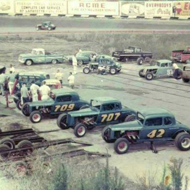 Modified Specials in the pit area at Nashville