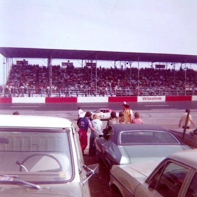 1976 Southern 500 Driver Introductions - David Pearson(21)