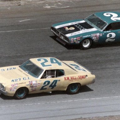 Cecil Gordon races with Dave Marcis_