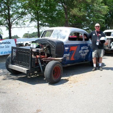Leon beside car owner Billy Biscoe's No 7