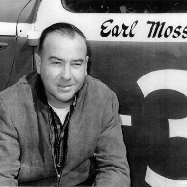 Earl Moss