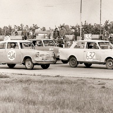 Stock Rodding at Wisbech on the back straight just before the pit enterance.