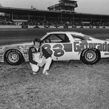 88_waltrip_19802vi-vi