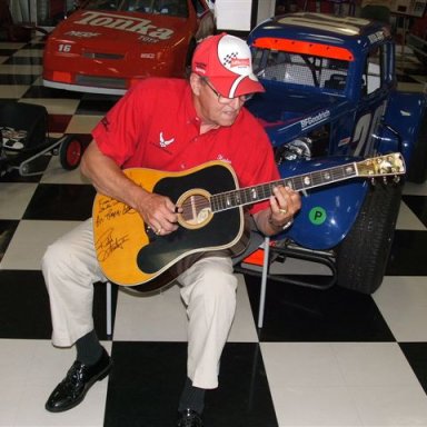 Emailing: Harlow & Stanley Guitar