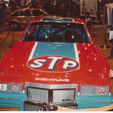 Richard Petty Pontiac 1982 2