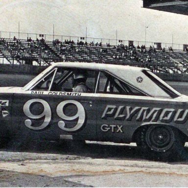 1966_-_Paul_Goldsmith_with_the_Ray_Nichel_s_Plymouth___2