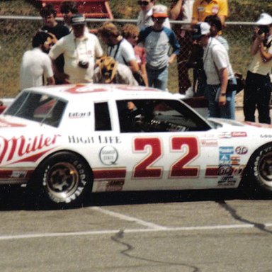1983 WINSTON CUP CHAMP BOBBY ALLISON