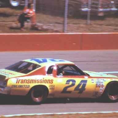 #24 Cecil Gordon 1978 Champion Spark Plug 400