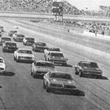ONTARIO MOTOR SPEEDWAY 1971