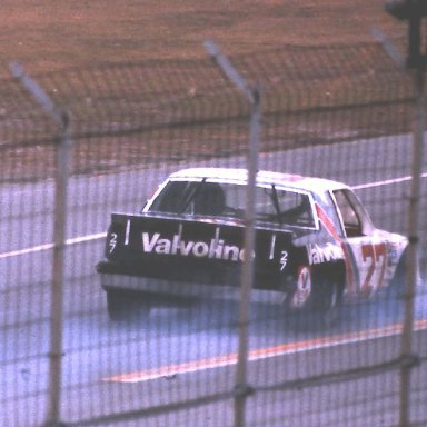 #27 Cale Yarborough 1981 @ Daytona 500