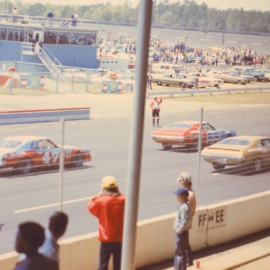 #48 James Hylton #65 Carl Adams #7 Dean Dalton #47 Bruce Hill #37 Bruce Jacobi 1975 Rebel 500 @ Darlington