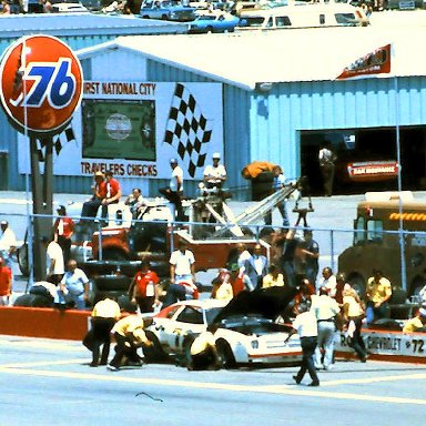 #72 Benny Parsons 1976 Cam 2 Motor Oil 400 @ Michigan