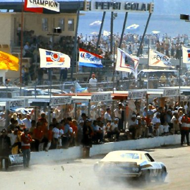 #90 Richard Brooks  1976 Daytona 500