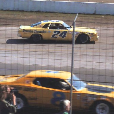 #8 Ed Negre #24 Cecil Gordon 1976 Daytona 500