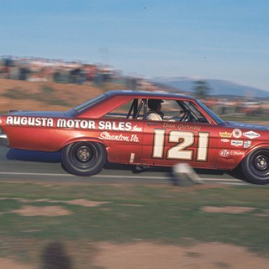 DAN GURNEY