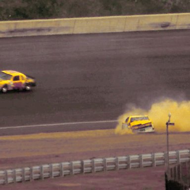 #35 Alan Kulwicki #47 Morgan Shepherd 1986 Champion Spark Plug 400 @ Michigan