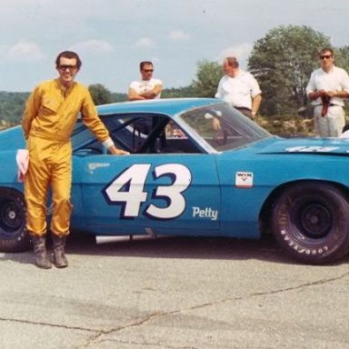 RICHARD PETTY FORD