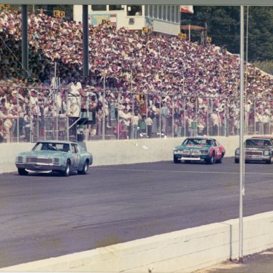 Zervakis 01 leading at Martinsville