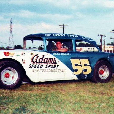 1968 JAMES CLIMER IN THE LIMITED SPORTSMAN DIVISION THAT RAN ON THE 1/2 MILE ON TUESDAY NIGHTS..AT THE FAIRGROUNDS(photo couttesy: Eddie Shaub)