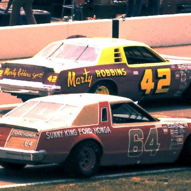 #42 Marty Robbins #64 Tom Gale 1979 Gabriel 400 @ Michigan