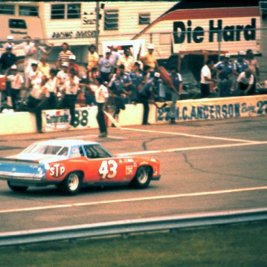 #43 Richard Petty 1979 Champion Spark Plug 400 @ Michigan