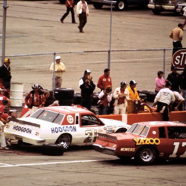 #17 Lake Speed #21 Neil Bonnett 1982 Champion Spark Plug 400 @ Michigan