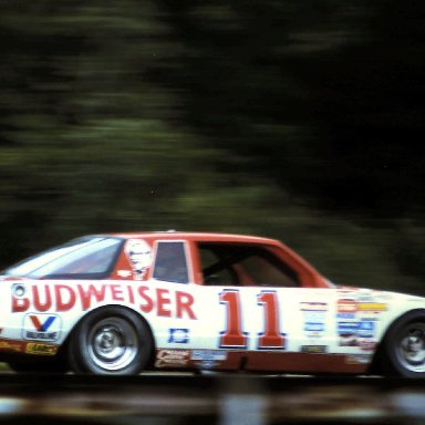 #11 Darrell Waltrip 1986 The Budweiser at the Glen
