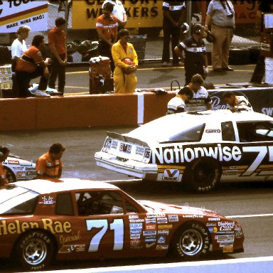 #75 Jim Sauter #71 Dave Marcis 1986 Champion Spark Plug 400