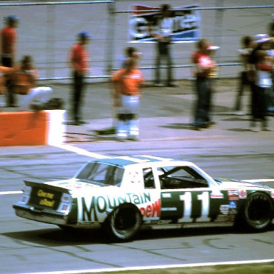 #11 Darrell Waltrip   1981 Gabriel 400 @ Michigan