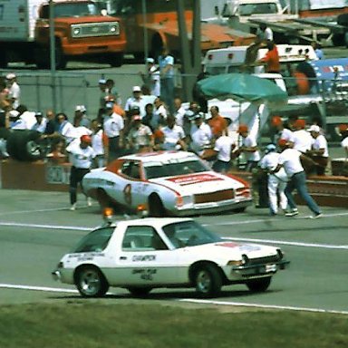 #9 David Hobbs in George Elliott's Ford 1976 Champion Spark Plug 400 @ Michigan