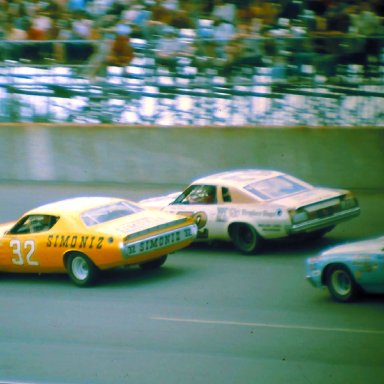 #32 Richard Brooks #72 Benny Parsons #98 Richie Panch 1974 Yankee 400 @ Michigan