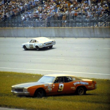 #9 Tony Bettenhausen   1974 Yankee 400 @ Michigan