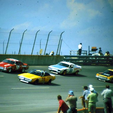 USAC #75 Butch Hartman #50 A J Foyt #28 Gordon Johncock #2 Rodger McCluskey #36 H B Baily 1973 Twin 200 @ Michigan