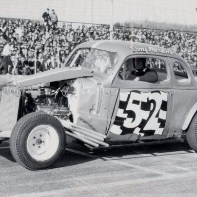 Tony Mordino in the #52  z