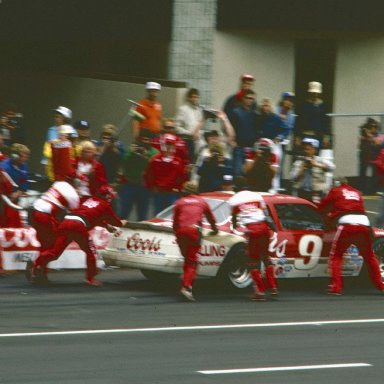 #9 Bill Elliott 1985 Miller 400 @ Michigan.