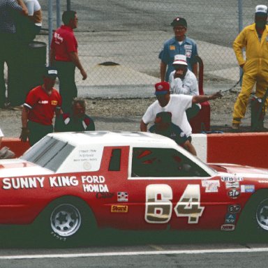 #64 Tom Gale 1981 Champion Spark Plug 400 @ Michigan International Speedway