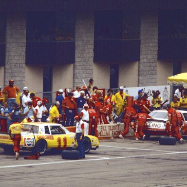 #9 Bill Elliott 1983 Gabriel 400 @ Michigan International Speedway #11 Darrell Waltrip