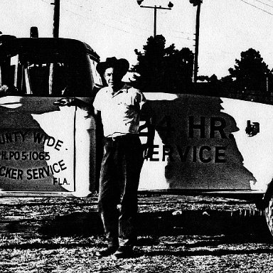 Charles ( Charlie ) Renshaw & Bud Dougherty Speedway Park Wrecker svc 1960