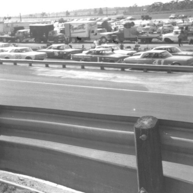 Larry Thomas #36 at Augusta Speedway Nov 1 1964, driving for the Burton & Robinson Team