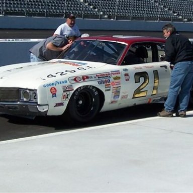 Harlow with 1971 Mercury at Darlington