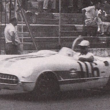 1950'S CORVETTES AND T-BIRDS RACING AT MARTINSVILLE SPEEDWAY 500 - 01