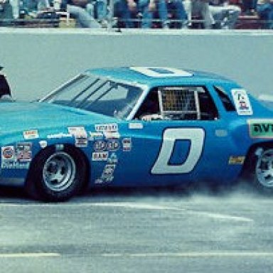 0 Ronnie Thomas